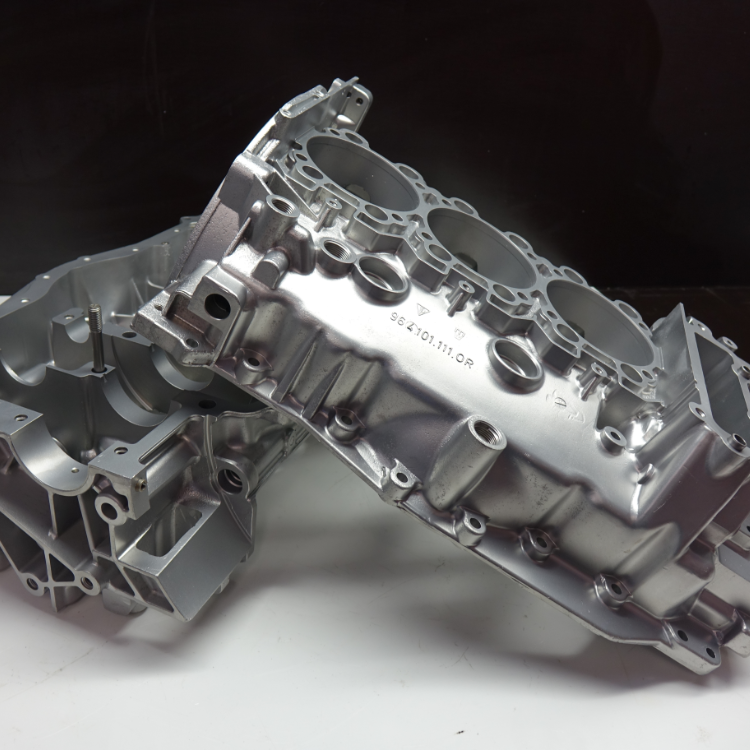 Gestrahltes Motorgehäuse Nassgestrahltes Porsche Motorgehäuse