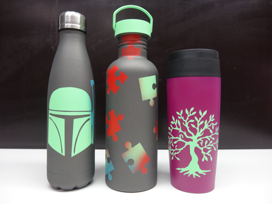 Tungsten, USMC Red, Sangria und Parakeet Green