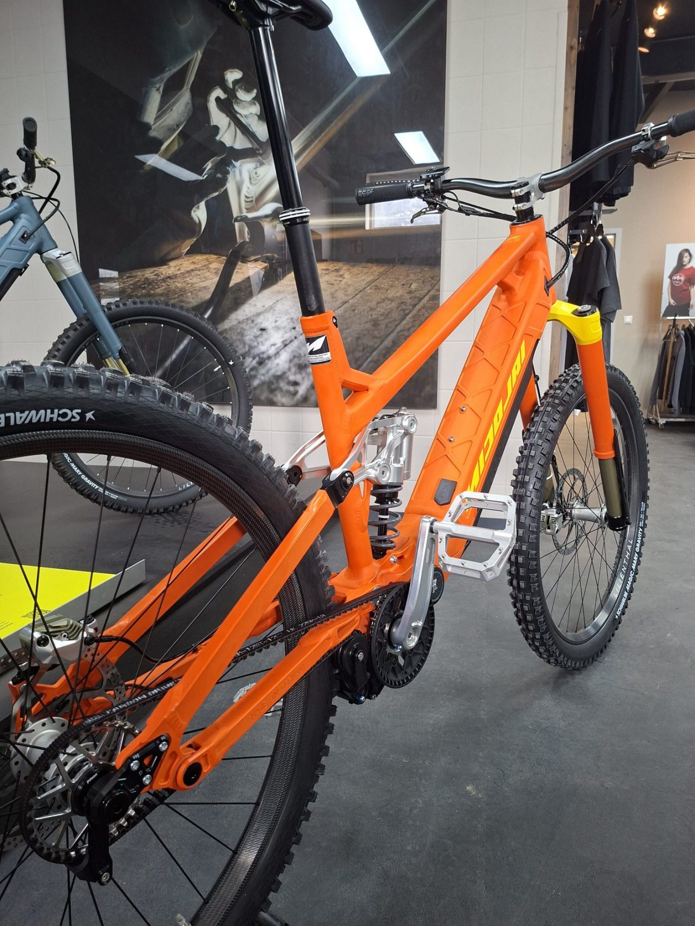 Hunter Orange Nicolai S16